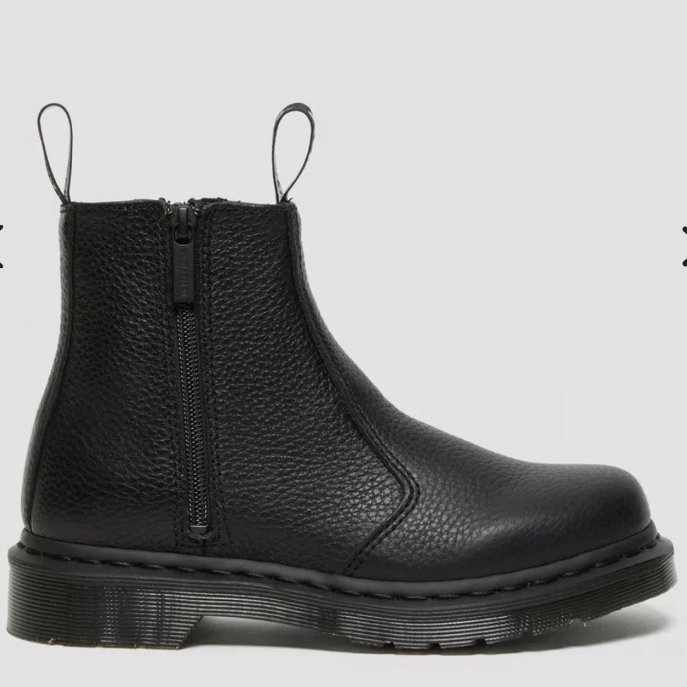 Dr. Martens Women’s Chelsea Black Leather Zipper Boots